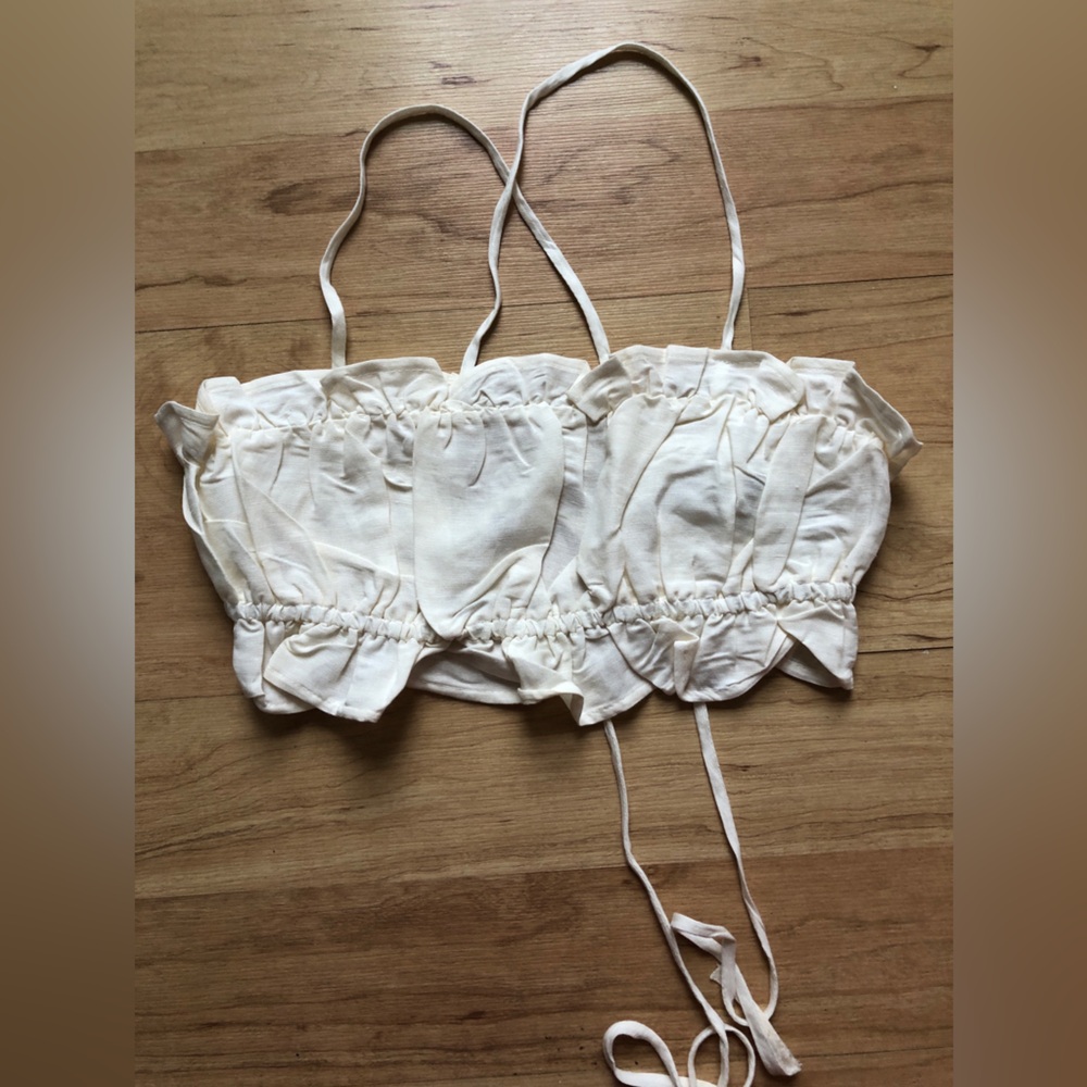 H&M Linen White Ruffled Top - Picture 2 of 5